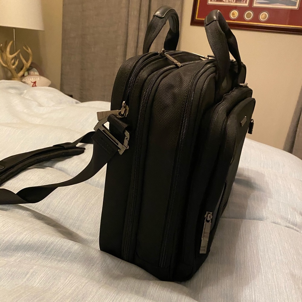 Briggs & Riley Travelware @Work Medium Clamshell - Picture 3 of 6